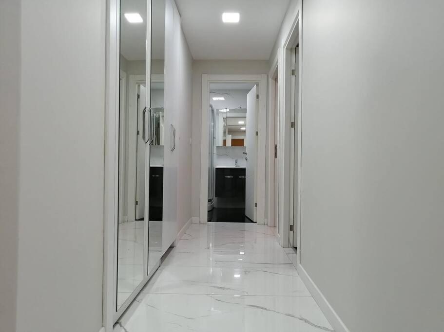 Sisli Apartment, 2 Bedrooms, 250 M Metro, New Modern Residence Истанбул Екстериор снимка