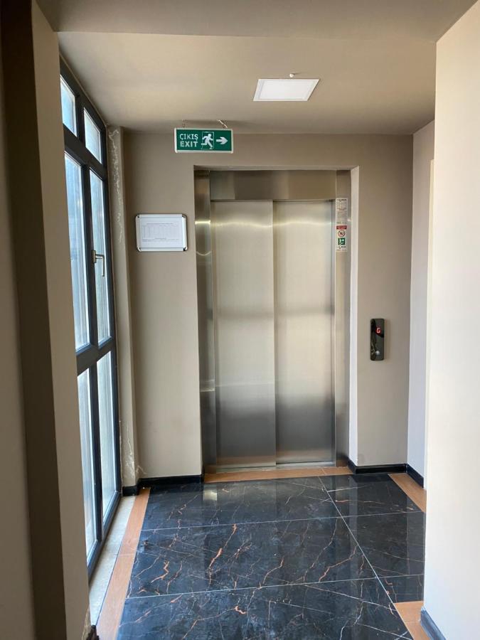 Sisli Apartment, 2 Bedrooms, 250 M Metro, New Modern Residence Истанбул Екстериор снимка